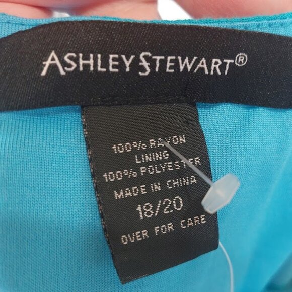 Long Bright Blue Sleeveless Dress Size 18 - 20 New NWT - Picture 6 of 7